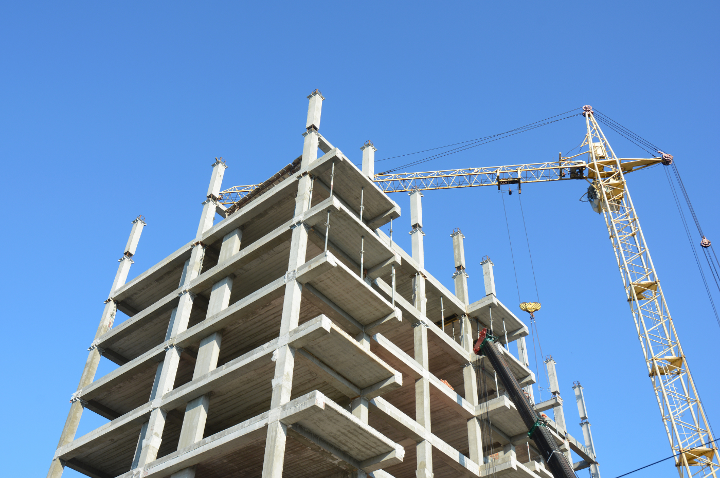 Logements préfabriqués : une solution possible à la crise