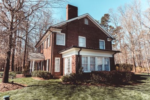 vieille maison_Acheter une vieille maison: les avantages et les inconvénients_XpertSource