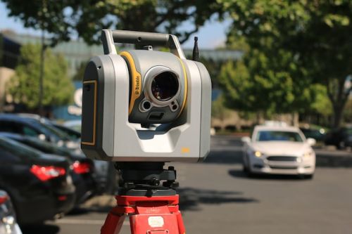 Scanner laser pour arpentage